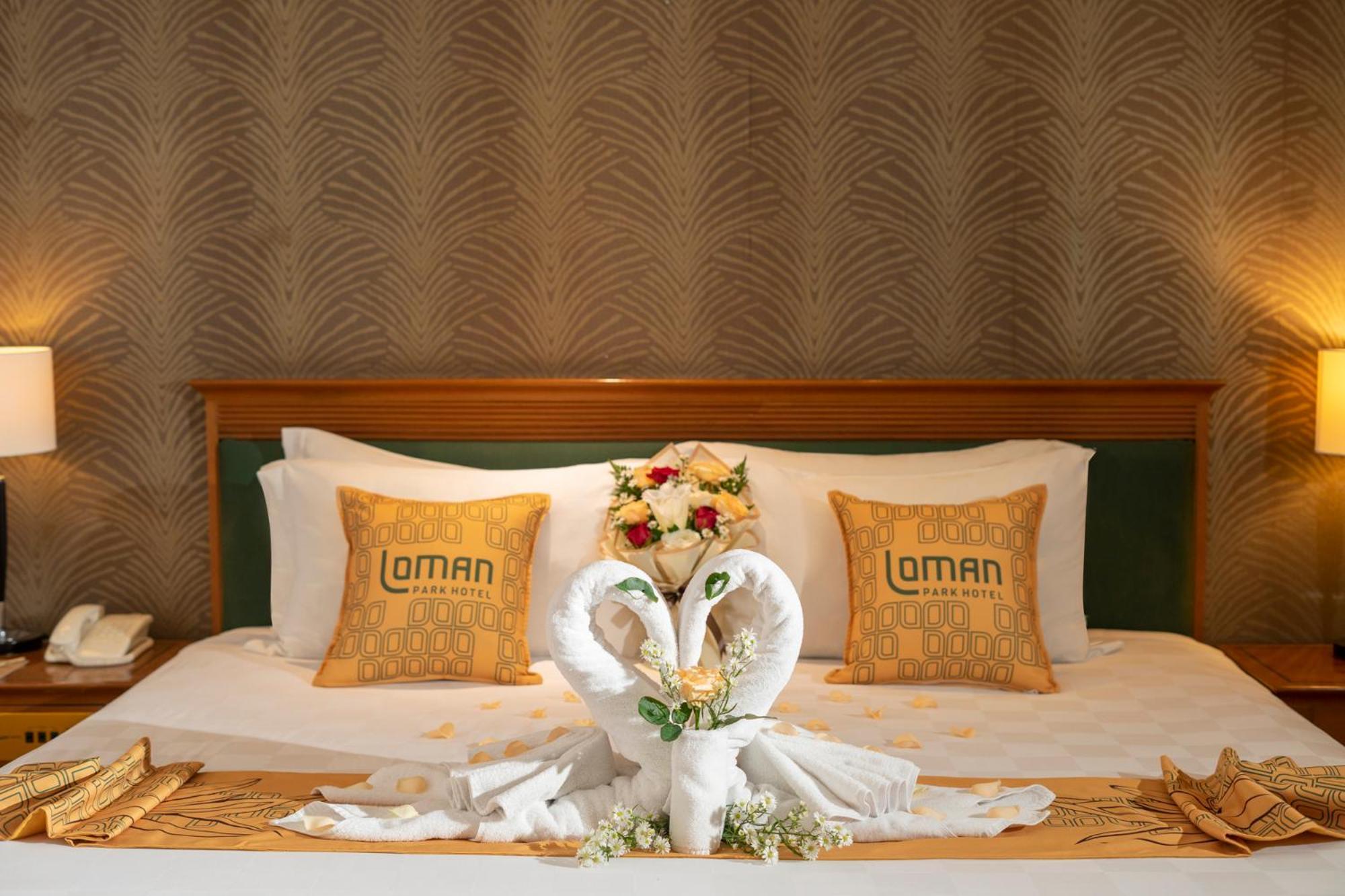 Loman Park Yogyakarta Hotel