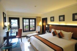 Loman Park Yogyakarta Hotel